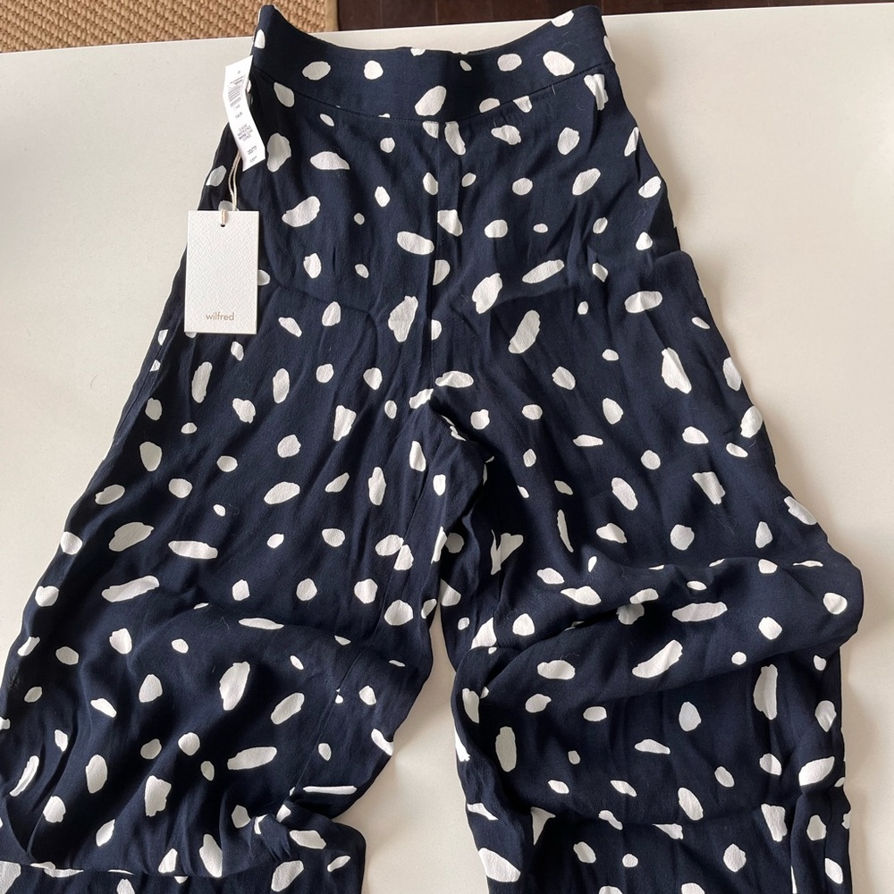 Aritzia Black Wide-Leg Pants with White Spot Print